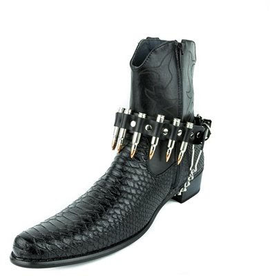 Cone Stud Boot Strap – DeadRockers