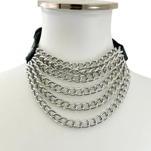 Ample Chain Choker